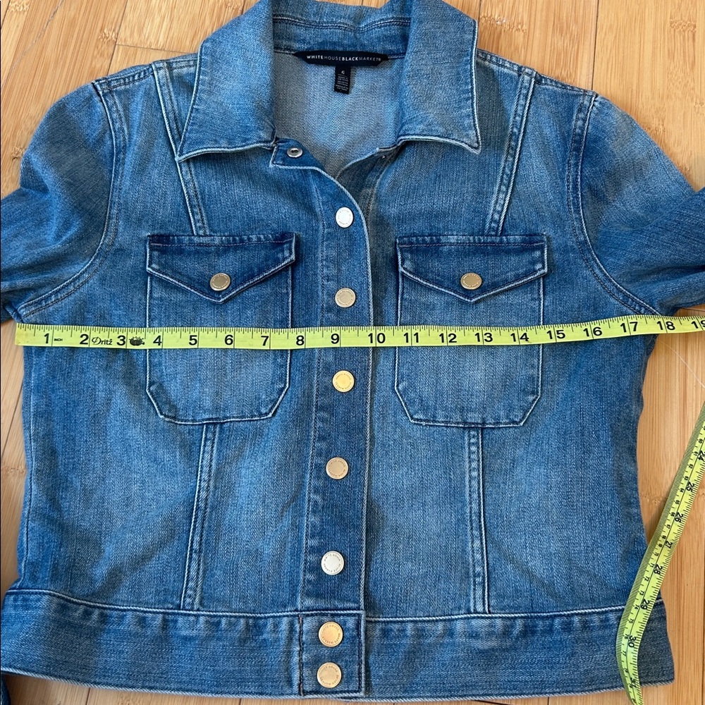 White House Black Market Blue Jean Jacket size Women’s 6 - Picture 7 of 8